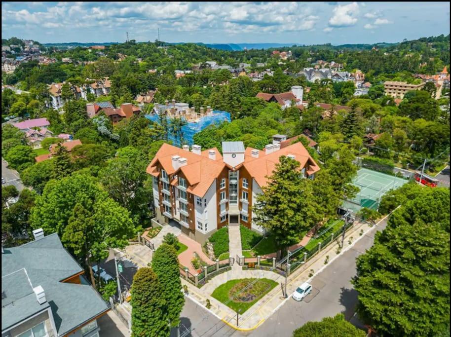Luxuoso Apartamento Em Gramado - 2 Suites Esterno foto